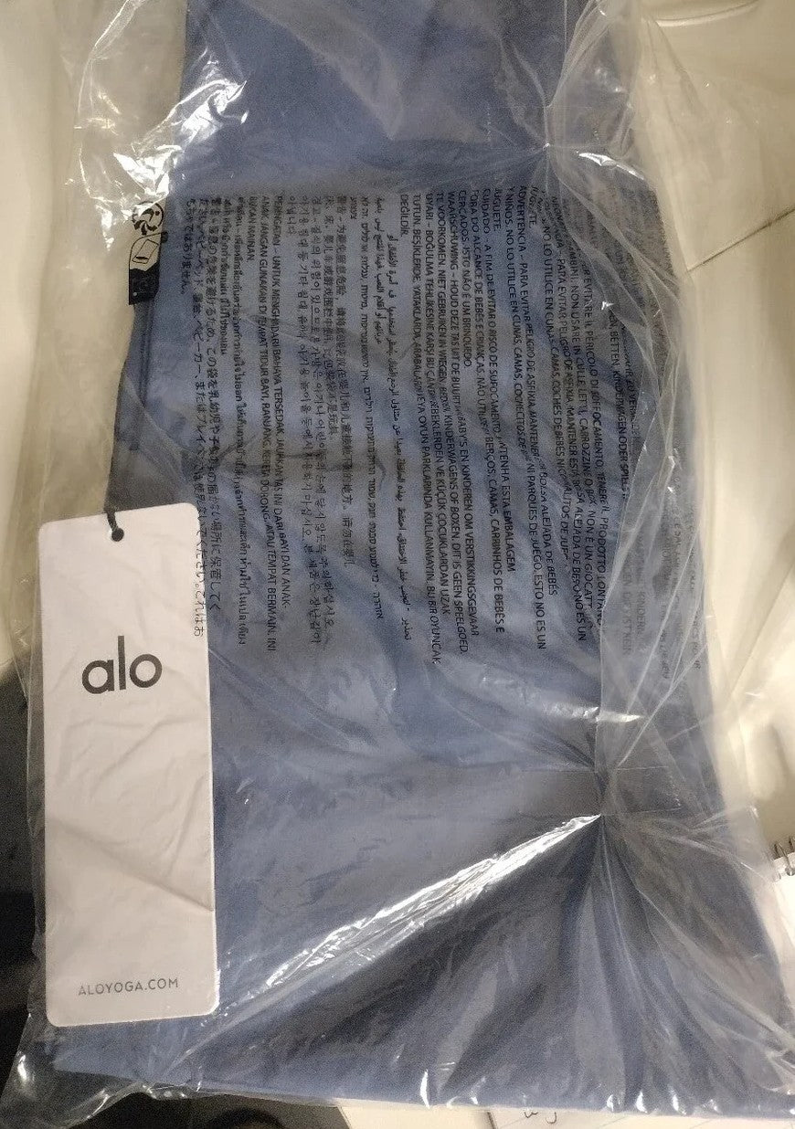Alo Yoga 5" Airlift Energy Short in Bluestone – real photo, new in original bag with tag