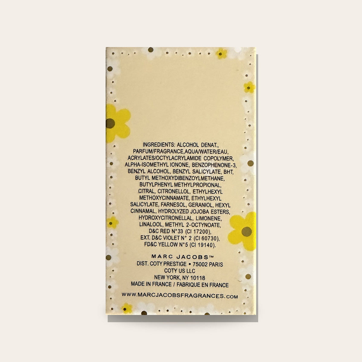 Marc Jacobs Daisy Eau So Fresh mini box back with ingredients